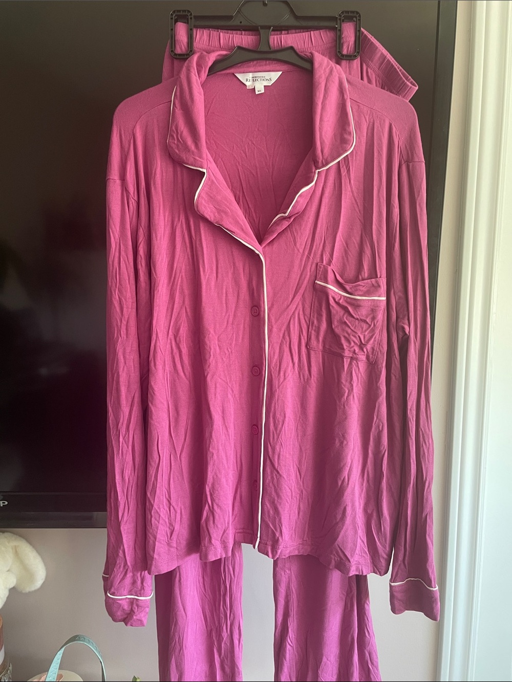 Northern Reflections Fuchsia Pajama Set with White Piping